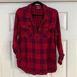 Eddie Bauer Plaid Flannel Pullover Button‎ V Neck Collared Red and Purple